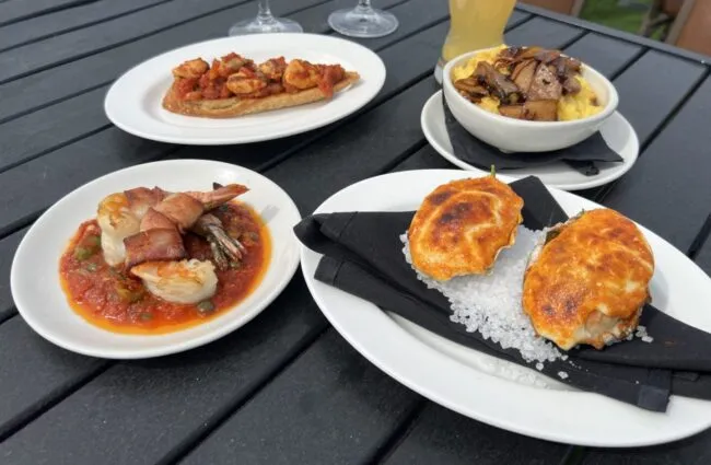 Happy Hour at Scoma's Bar